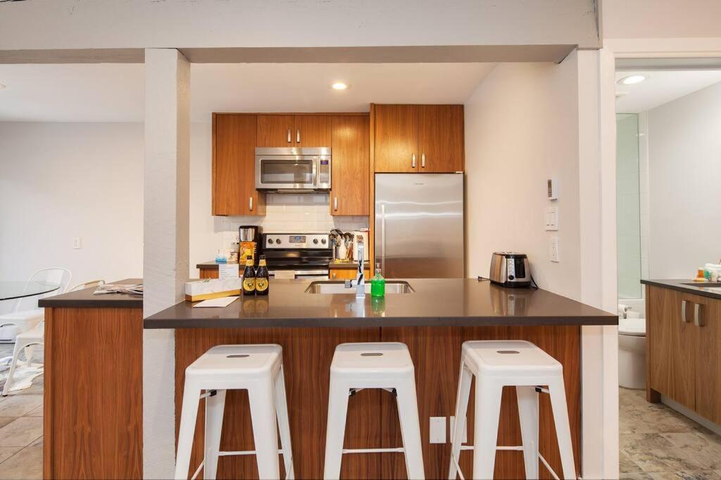 Updated Whistler Creekside Studio With Free Parking Exterior photo